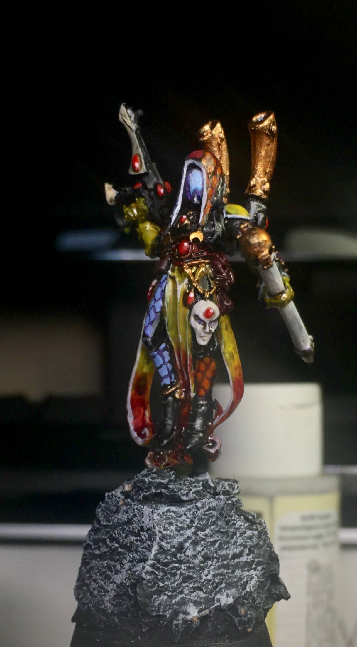 [NOT] First Paint Month - Harlequins: Shadow Seeer - My, Wh miniatures, Warhammer 40k, Warhammer, Eldar, Harlequin, Shadowseer, Longpost