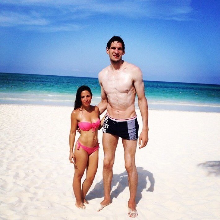 Boban Marjanovic with his wife - Basketball, , NBA, Boban MarjanoviД‡, The beauty and the Beast, Height difference, Longpost, Serbia