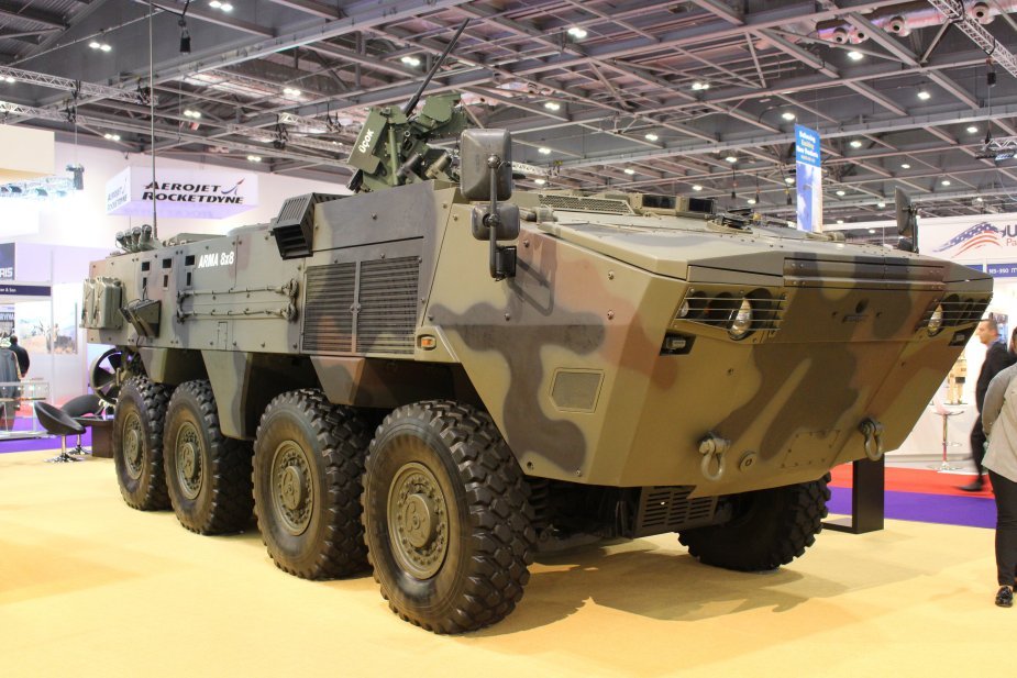 Exhibits of the DSEI 2017 arms exhibition - Exhibition, Armament, London, 2017, Longpost