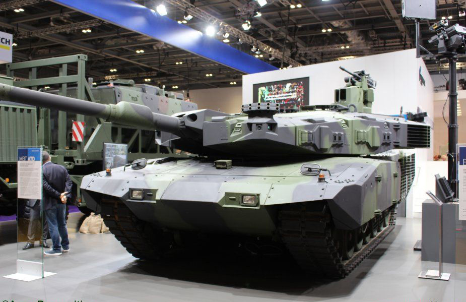 Exhibits of the DSEI 2017 arms exhibition - Exhibition, Armament, London, 2017, Longpost