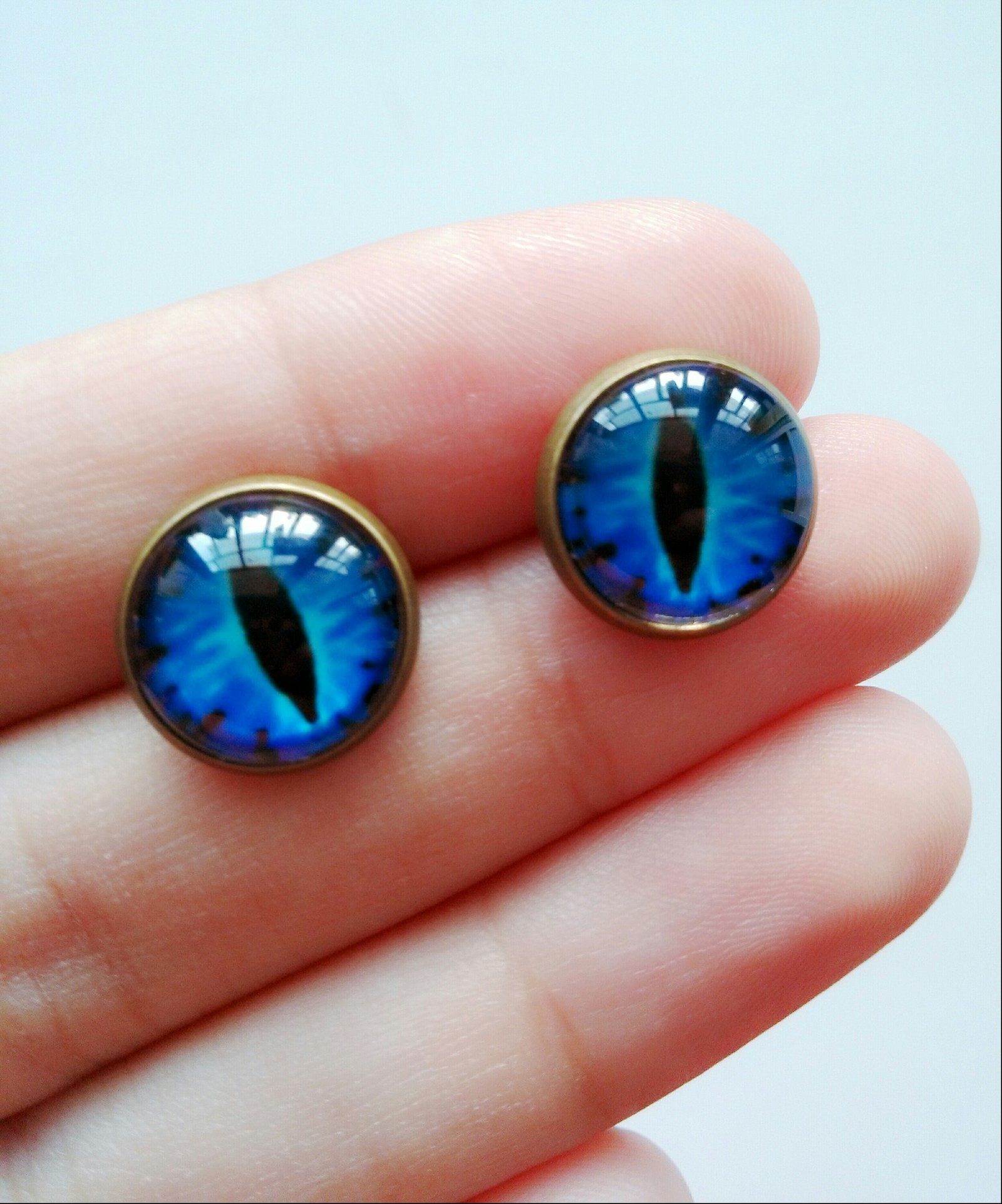 Wanted to try something new. I have long wanted to make stud earrings with glass. - My, , Earrings, Eyes, Decoration, Glass, Creation, Longpost