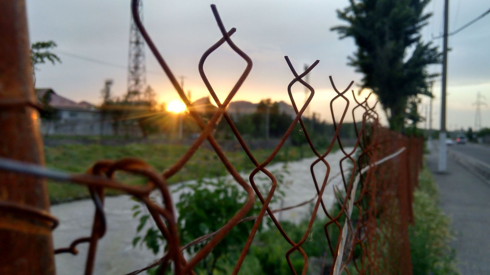 Old smartphone. - My, Kyrgyzstan, Osh, Enthusiasm, The photo, Macro, Town, Winter, Sky, Longpost, Macro photography