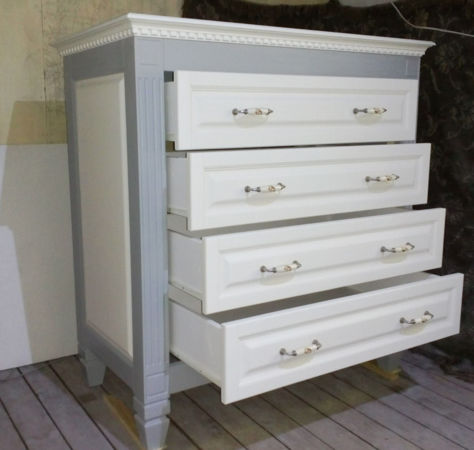 I made such a chest of drawers with one milling cutter, a circular saw and a Bosch electric household spray gun. - My, Furniture, Dresser, , Longpost