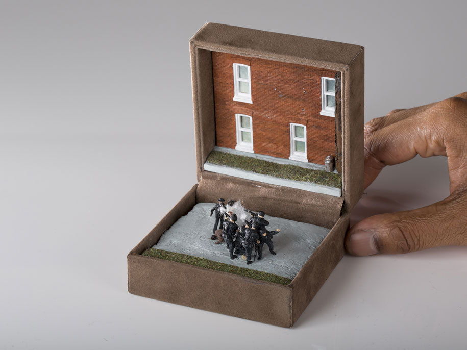 Scenes of life inside a jewelry box - Canada, , , , Artist, Longpost