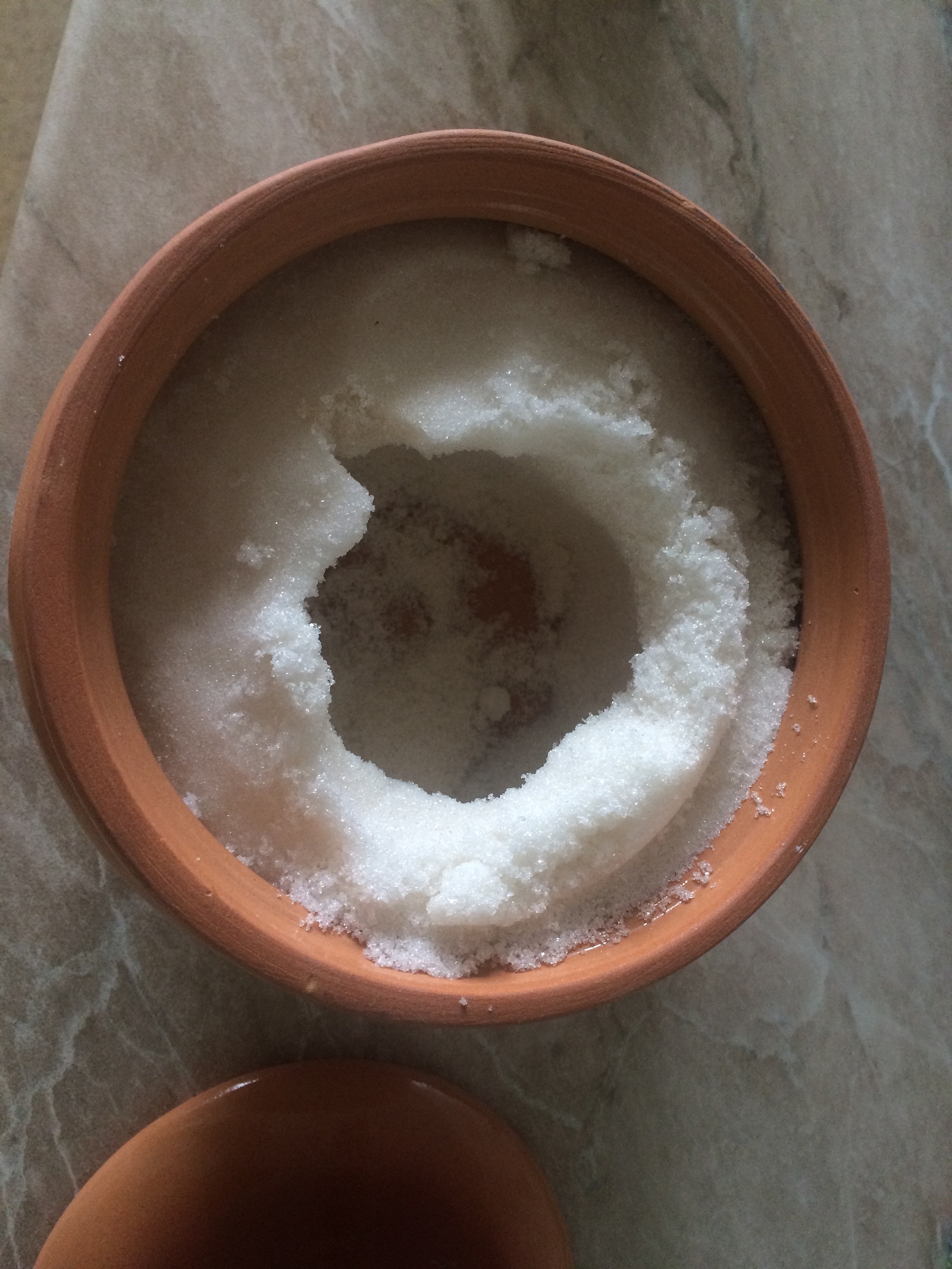 When the sugar in the sugar bowl was first wet and then dry - My, Sugar, Sugar bowl, Ice hole, Humidity