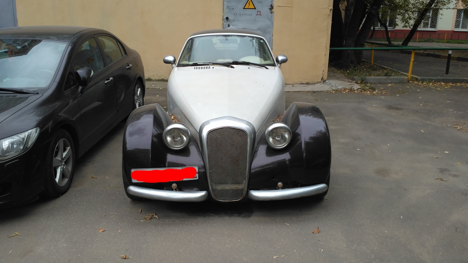 Abandoned vintage car - Abandoned cars, Retro car