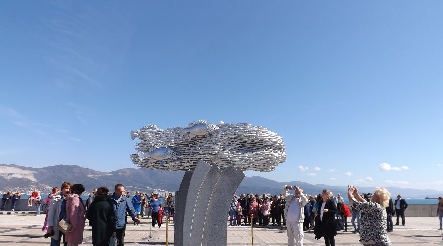 Monument to Hamsa - Monument, Anchovy, Novorossiysk, , Longpost