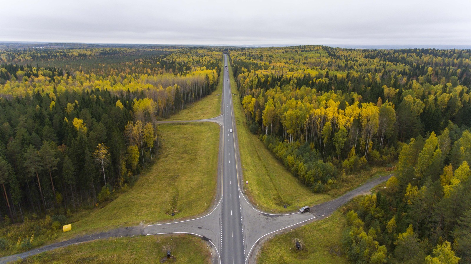 Карелия. Осень - Моё, Карелия, Осень, Дорога, Квадрокоптер, DJI Phantom