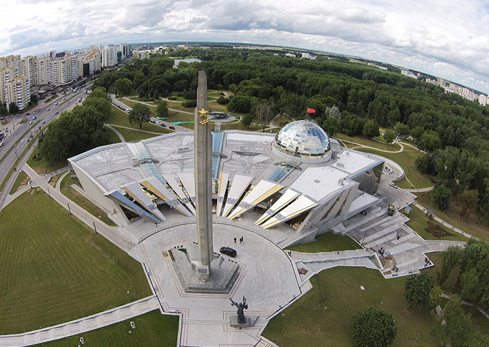 The only city in the world where the flag of the USSR flies day and night, all year round. - Republic of Belarus, Minsk, , Longpost