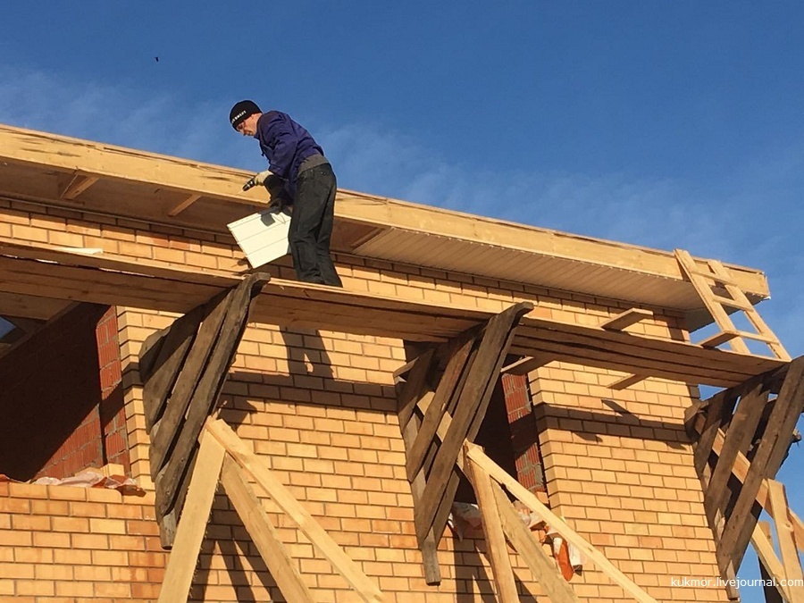 Roof color mystery revealed! We build our house in Kazan in 90 days. 73-75 days. Windows installed, hooray!!! - My, Home construction, My house, Window, Roof, House, My, The photo, Metal, Longpost