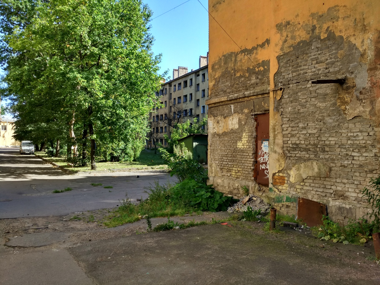 And who's still there... - My, Saint Petersburg, Abandoned house, , Administration, Demolition, Longpost, 