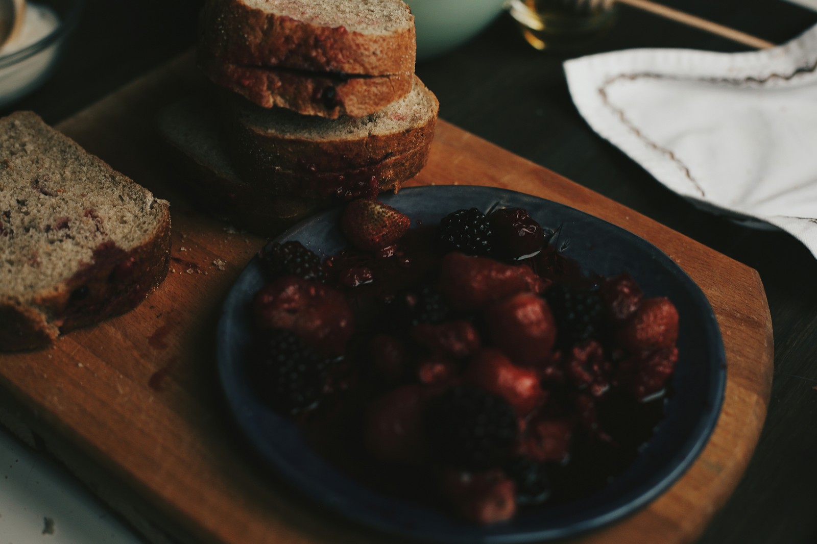 Berry toast - My, Food, Breakfast, Dessert, Preparation, Berries, Yogurt, Kitchen, Foodphoto, Longpost