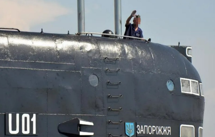 Роберт Ш. на подлодке "Запорожье", которой он командовал на службе в украинских ВМС // Фото: из личного архива