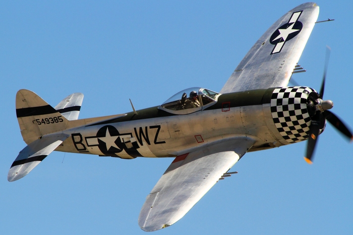 P-47 Thunderbolt — авиашоу 2014 год. (<a href="https://pikabu.ru/story/zhiv_tsel_oryol_14252572?u=https%3A%2F%2Fcommons.wikimedia.org%2Fwiki%2FFile%3AP47_Thunderbolt_-_Chino_Airshow_2014.jpg&t=%D0%98%D1%81%D1%82%D0%BE%D1%87%D0%BD%D0%B8%D0%BA&h=cc44e477a46dc5b2838e6fa9472079293bd4bdaf" title="https://commons.wikimedia.org/wiki/File:P47_Thunderbolt_-_Chino_Airshow_2014.jpg" target="_blank" rel="nofollow noopener">Источник</a>)