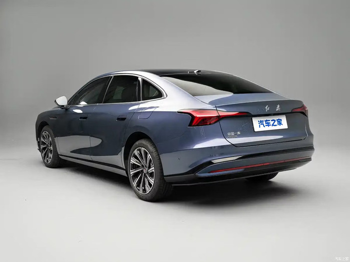 Hongqi H7