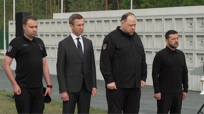 <!--noindex--><a href="https://pikabu.ru/story/ocherednaya_mumiya_razdora_vernulas_domoy_14256795?u=https%3A%2F%2Fx.com%2FZelenskyyUa%2Fstatus%2F2089661660340404533&t=https%3A%2F%2Fx.com%2FZelenskyyUa%2Fstatus%2F2089661660340404533&h=7b9eb441905a593ccdfb7dcdb8fd1e1cb7b854bc" title="https://x.com/ZelenskyyUa/status/2089661660340404533" target="_blank" rel="nofollow noopener">https://x.com/ZelenskyyUa/status/2089661660340404533</a><!--/noindex-->