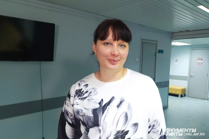 Сейчас у женщины небольшая, обычная грудь. Фото: <a href="https://pikabu.ru/story/zhitelnitsa_chelyabinska_s_udovolstviem_izbavilas_ot_grudi_22_razmera_nosit_srazu_4_byustgaltera_bolshe_ne_nuzhno_14288284?u=https%3A%2F%2Fchel.aif2.aif.ru%2F&t=%D0%90%D0%B8%D0%A4-%D0%A7%D0%B5%D0%BB%D1%8F%D0%B1%D0%B8%D0%BD%D1%81%D0%BA&h=d137a95672932693e2d49b3ecc64b3f916e55f92" title="https://chel.aif2.aif.ru/" target="_blank" rel="nofollow noopener">АиФ-Челябинск</a>/ Надежда Уварова