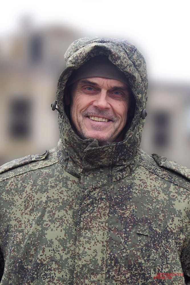 добровольцы из отрядов «БАРС» — особая каста бойцов: со своей психологией и внутренней мотивацией. Фото: <a href="https://pikabu.ru/story/antifashistskoe_predpole_boets_mustang_borolsya_s_natsizmom_zadolgo_do_svo_14301507?u=https%3A%2F%2Faif.ru%2F&t=%D0%90%D0%B8%D0%A4&h=f5982b8f2d6f8c417b8f18af99b707f0561b0035" title="https://aif.ru/" target="_blank" rel="nofollow noopener">АиФ</a>/ Дмитрий Невзоров
