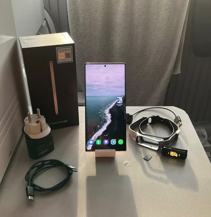Последний мой дроид Samsung Galaxy Note 20Ultra 5G на 512 гигов был продан на авито кое - как за 34 тысячи