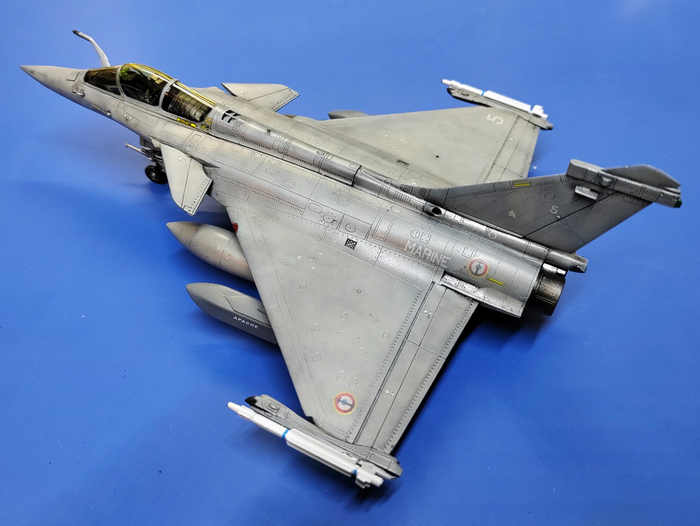 ������ ������� Dassault Rafale M � �������� 1/72 �� ����� �� ����������� ���� �������� ����� �� ��������� �������� Hobby Boss ������� 87247. ���������� �� � � ������.