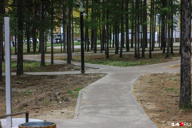 ��������: ������ ������� / <!--noindex--><a href="https://pikabu.ru/story/sdelali_park_dostoynyiy_moskvyi_ili_ukrali_millionyi_smotrite_kak_vyiglyadyat_150_millionov_v_gorode_yakutii_14315153?u=http%3A%2F%2F14.RU&t=14.RU&h=81a77b2ef08a2c923f7f3c89f8ce847800675b3e" title="http://14.RU" target="_blank" rel="nofollow noopener">14.RU</a><!--/noindex-->