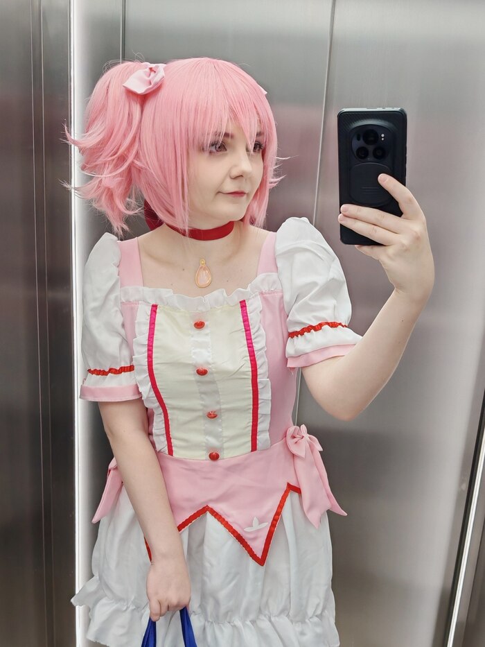 Madoka Kaname cosplay by Atamasha