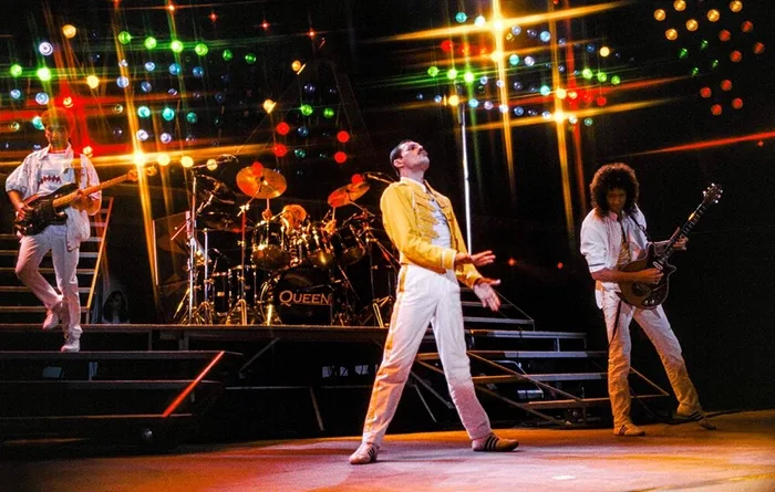 ��������� ������� ������ �������� � ������� ������ Queen ��������� 9 ������� 1986 ���� � �������� �������-���� (Hedgeworth Park) � ���������� ������������.