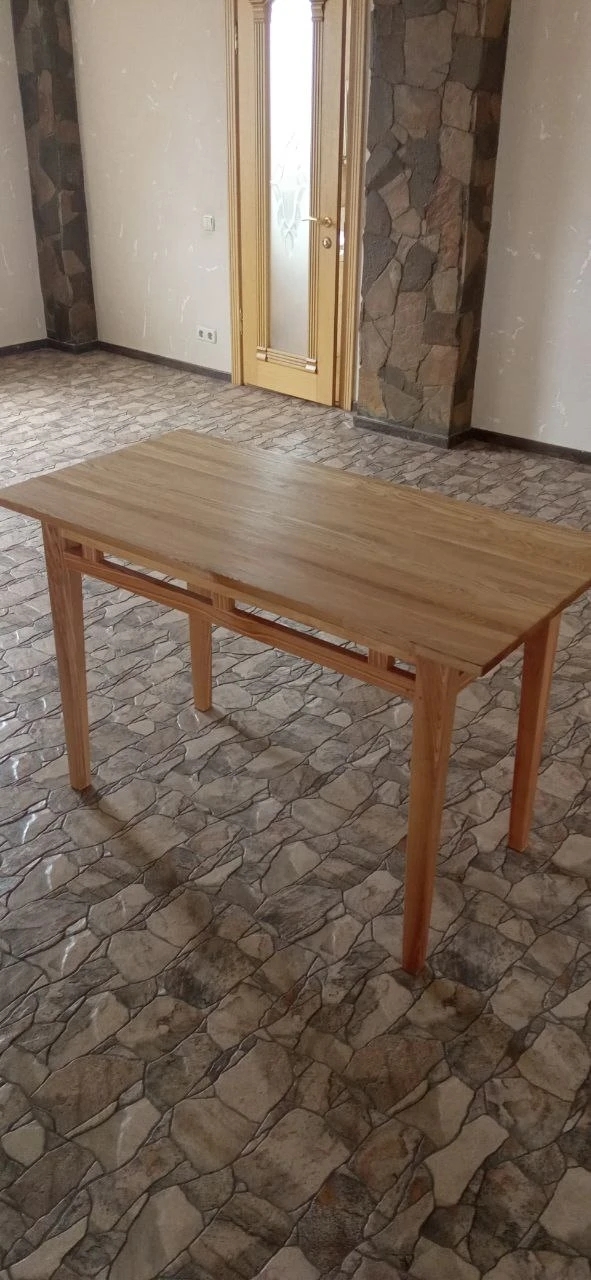 Стол из ясеня