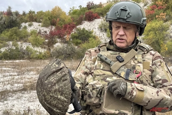 Командир группы взрывотехников отряда БАРС-16 Евгений Келпш. / Дмитрий Григорьев / АиФ