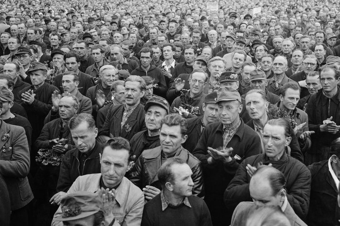 Немецкие военнопленные после освобождения в середине 1950-х годовФото: Getty Images