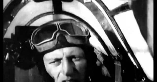 Мотор мой звенит небо моя обитель. Уайлдер книги. Мотор мой звенит небо моя обитель. Я як истребитель. Небо — моя обитель.