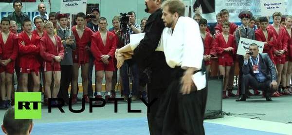 Стивен Сигал провел мастер-класс по айкидо на открытии Всероссийского ...