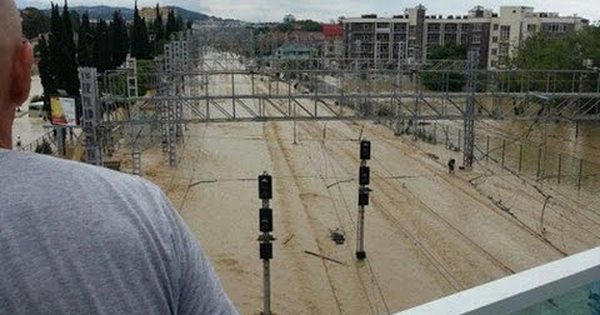 Реклама Уаза Патриота! | Пикабу